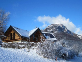 Chalet écologique à La Thuile avec vue sur montagne